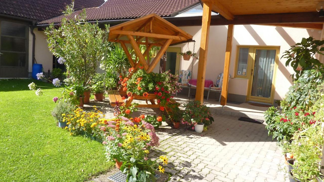 Gertis Blumenhof Privatzimmer, Ferienwohnung Gmund  Exterior foto