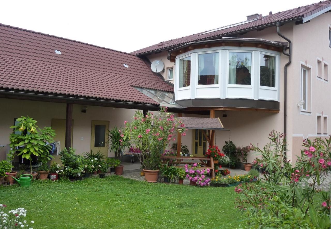 Gertis Blumenhof Privatzimmer, Ferienwohnung Gmund  Exterior foto